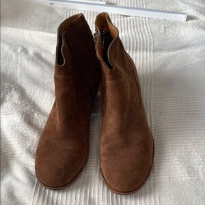 Kork Ease Suede Leather Booties